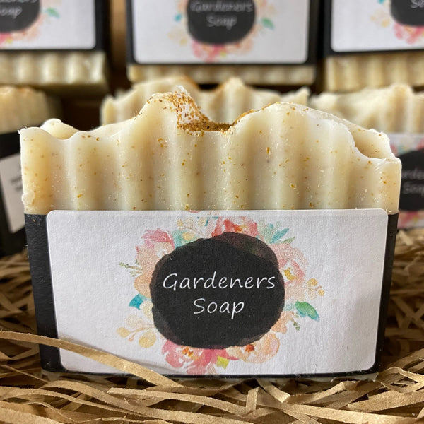 Gardeners Soap - 5 delicious scents to choose from!